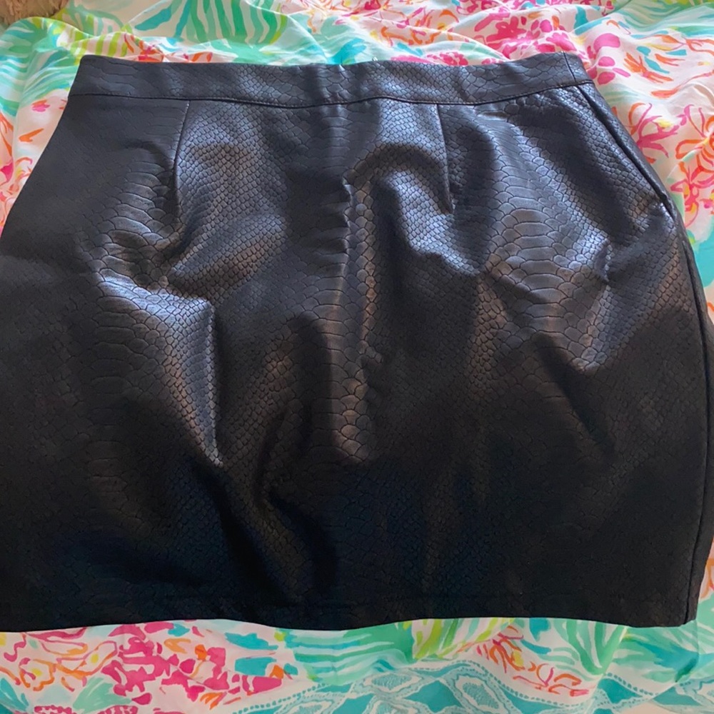 black leather skirt